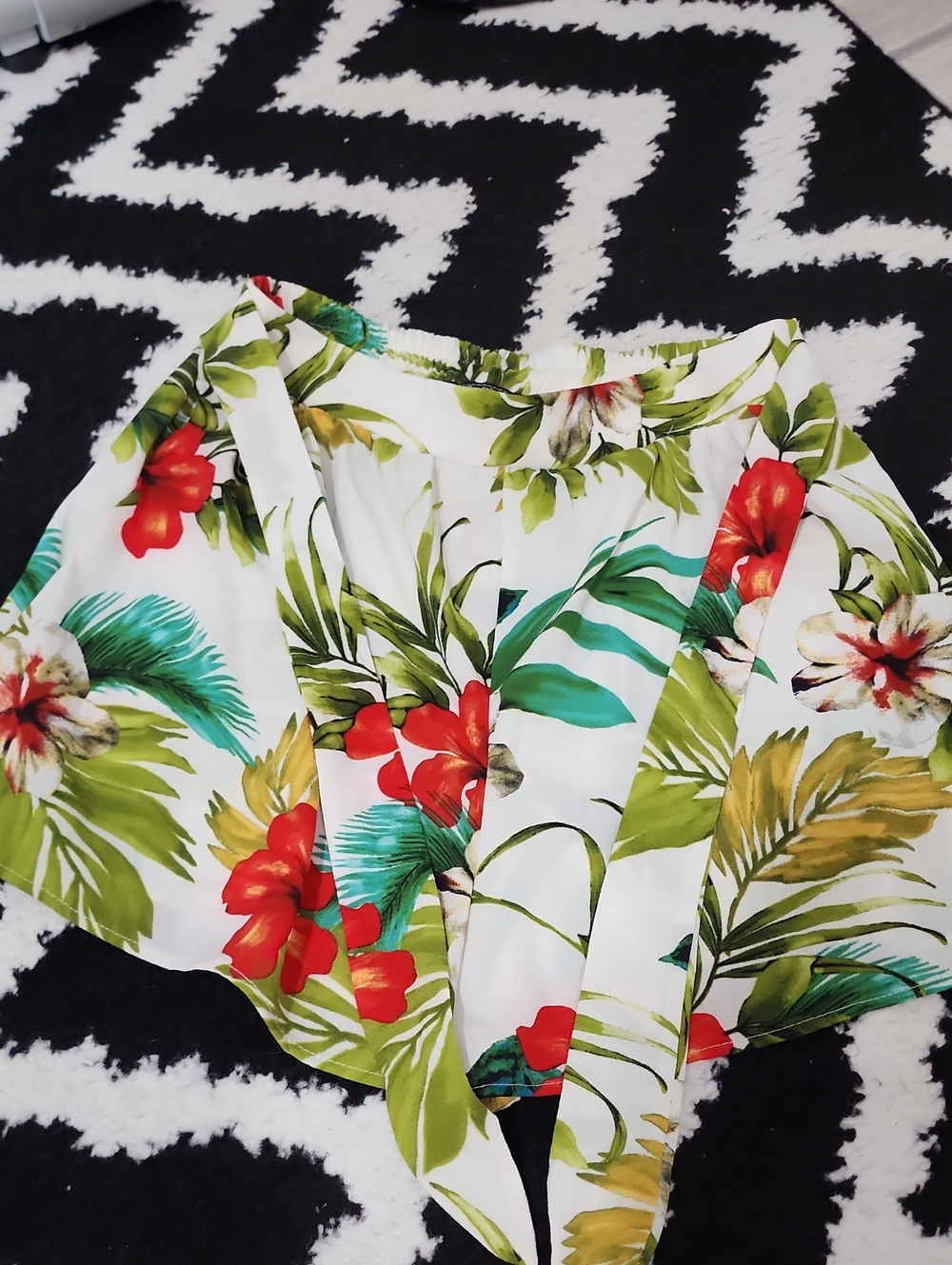 Toska White Tropical Floral Women’s Shorts with Red & Green Print